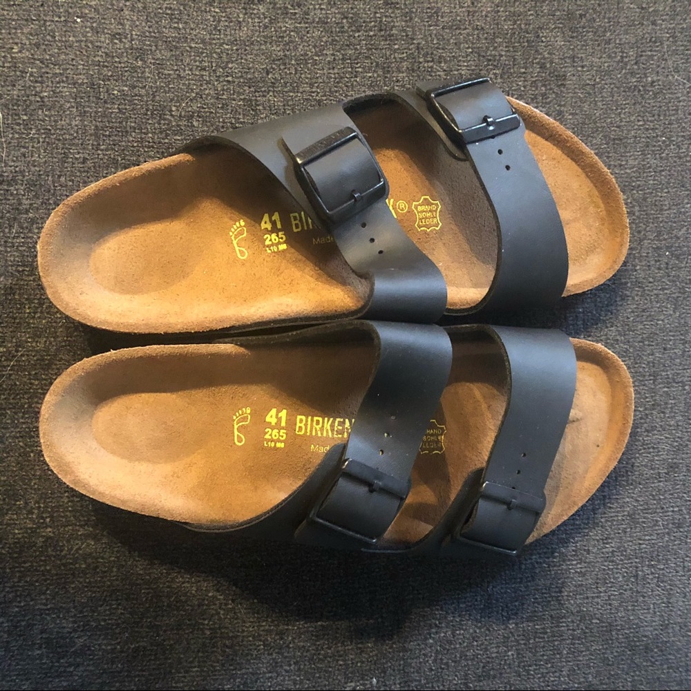 NWOB Black Birko-Flor Arizona Birkenstocks Size 41